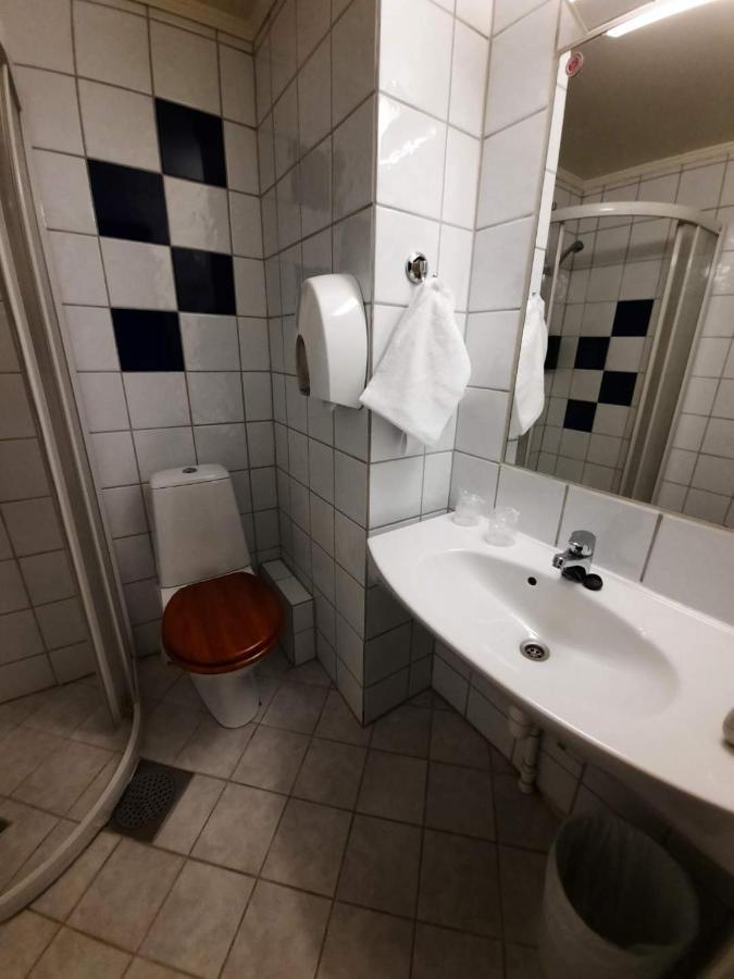 Sunndalsora Hotell Bagian luar foto