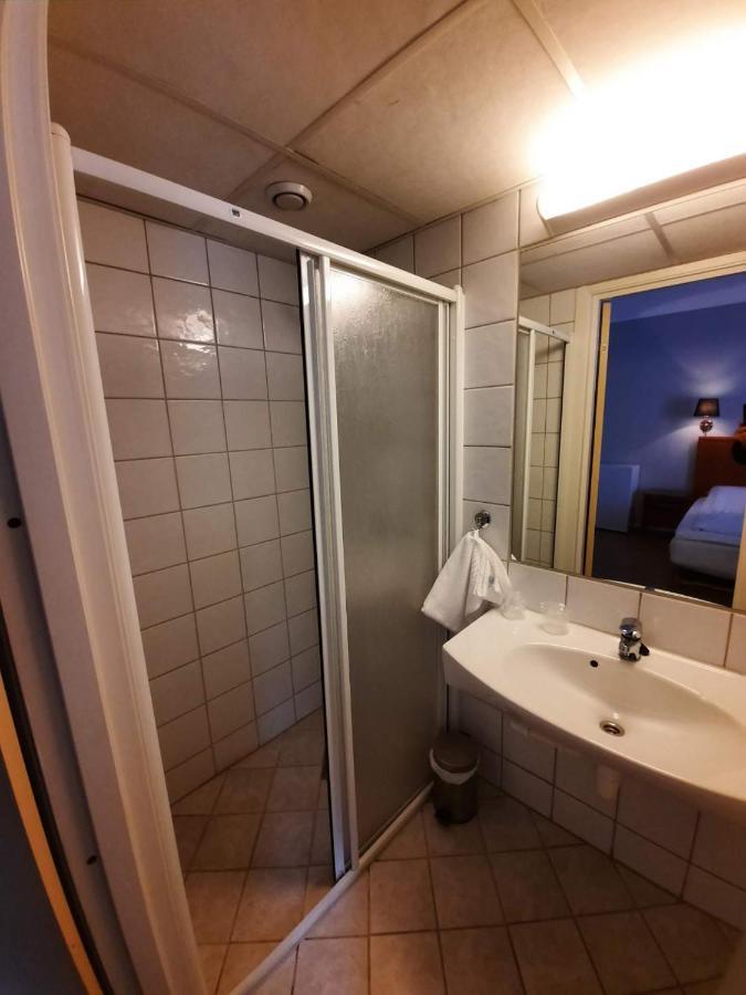 Sunndalsora Hotell Bagian luar foto
