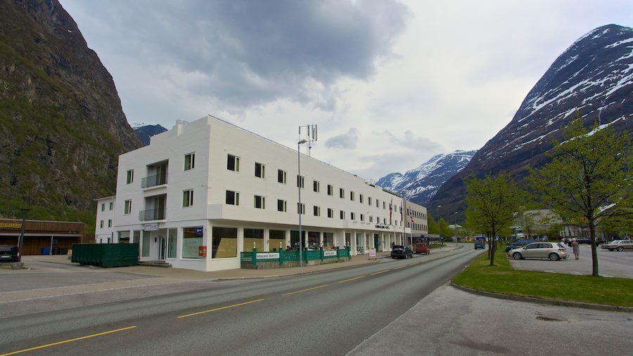 Sunndalsora Hotell Bagian luar foto